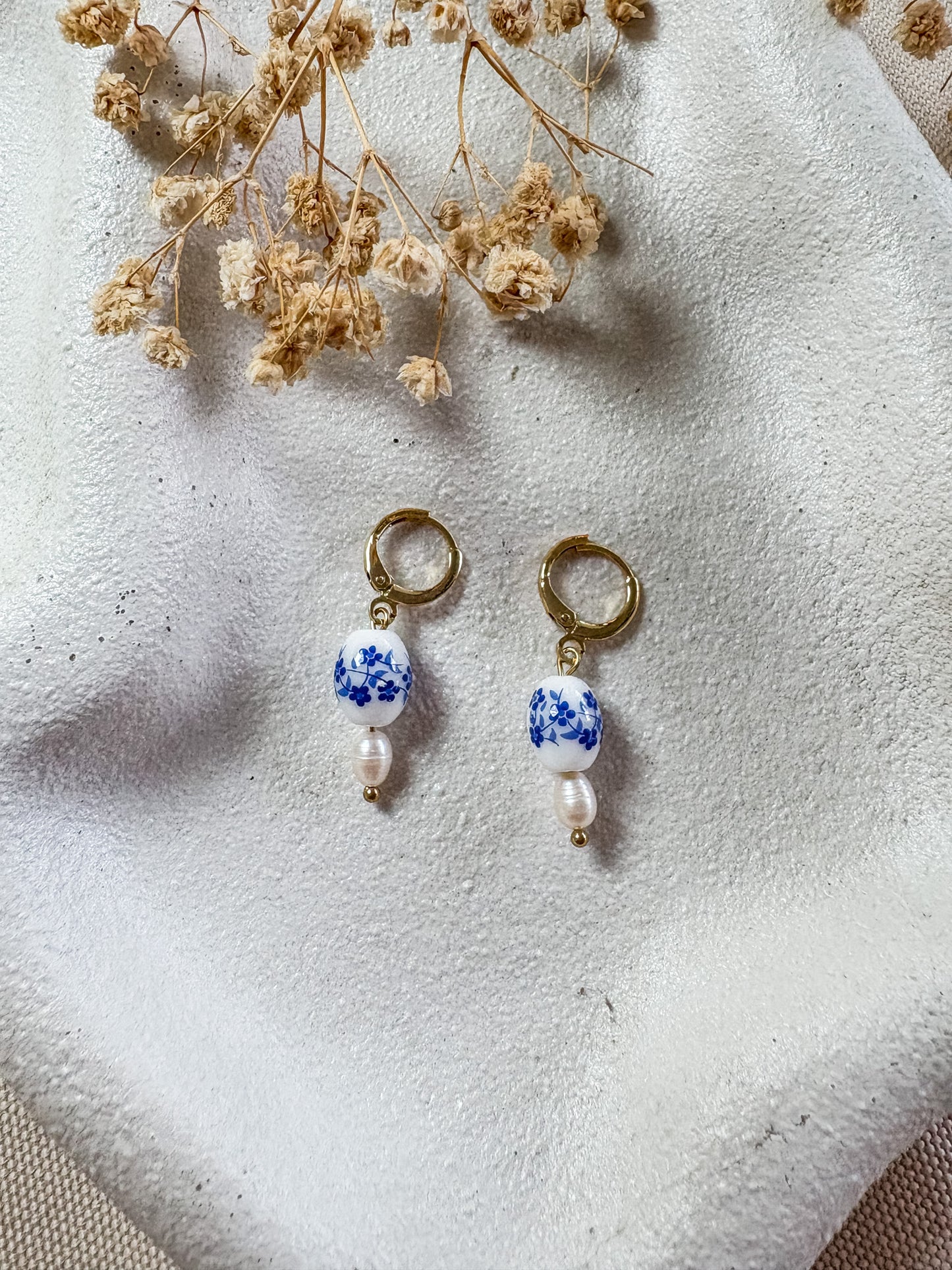 Porcelain Bead with Pearl Huggies | 18k Gold Plated