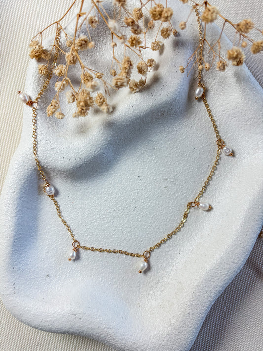 Freshwater Pearl and Gold Chain Necklace | 18k Gold