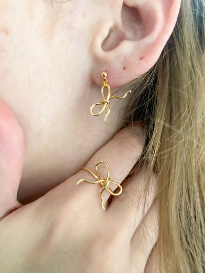 Gold Wire Bow Earrings