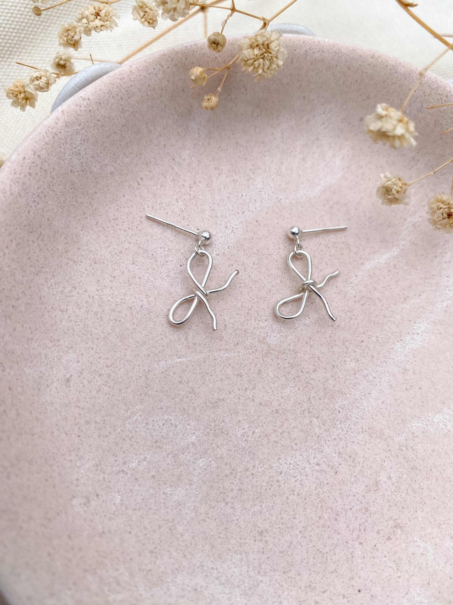 Silver Wire Bow Earrings