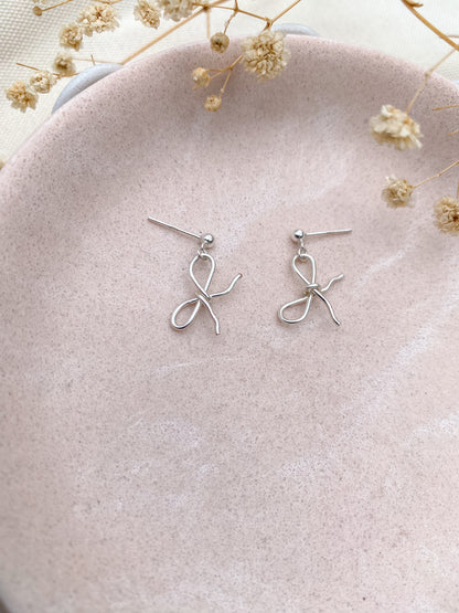 Silver Wire Bow Earrings