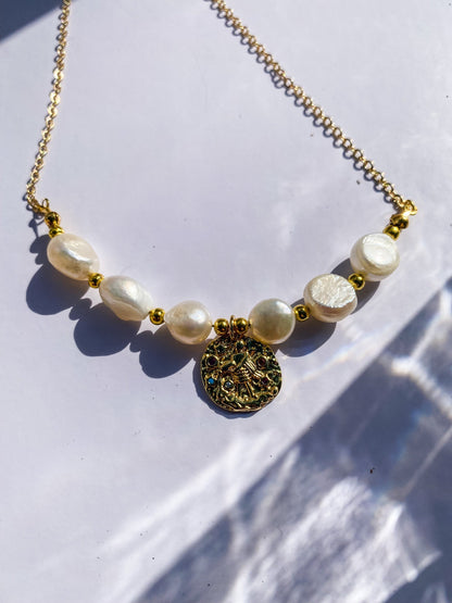 18k Gold Picture Symbols with Freshwater Pearls Zodiac Necklace