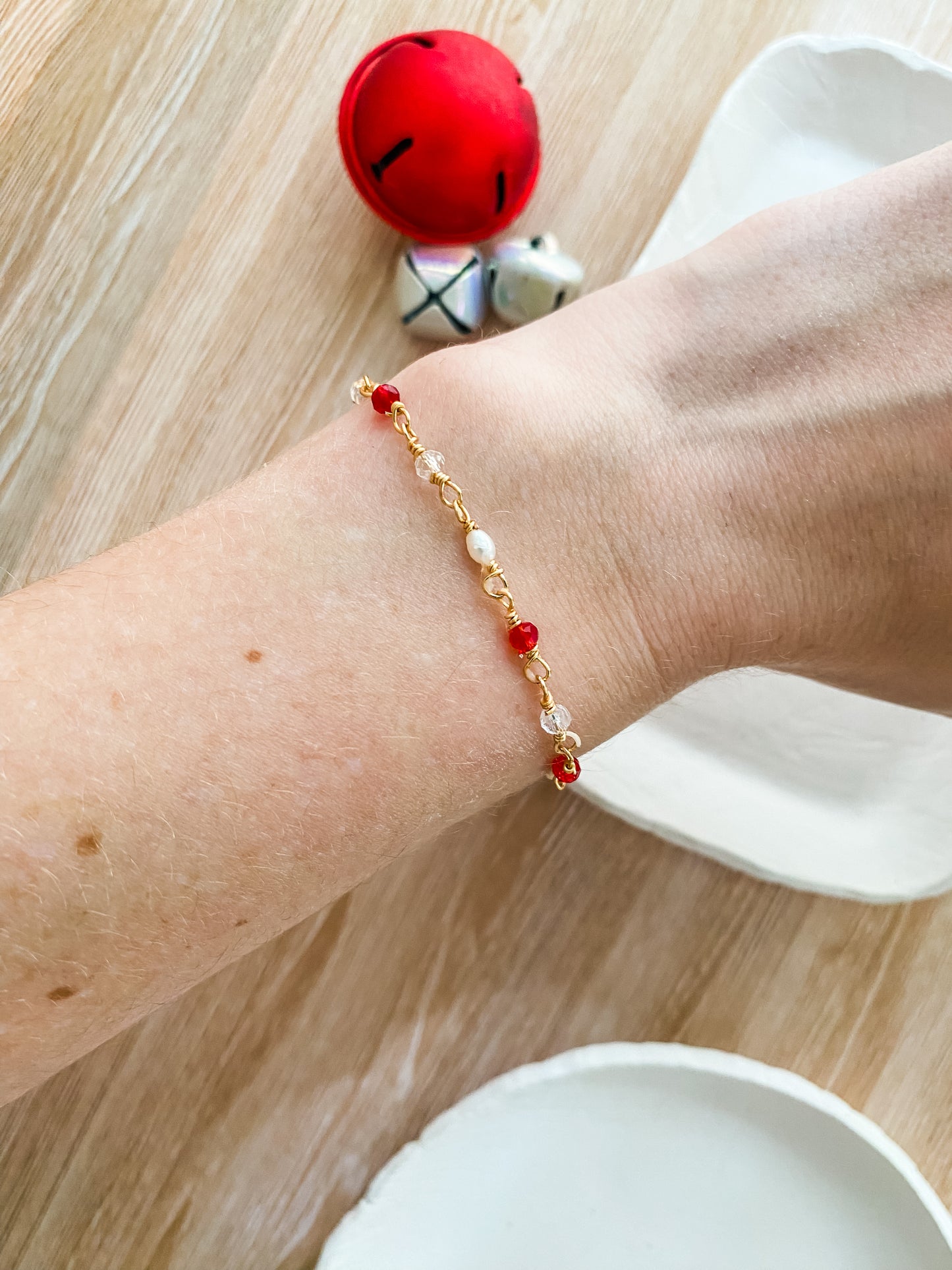 Red Beaded 18k Gold Bracelet with Freshwater Pearl