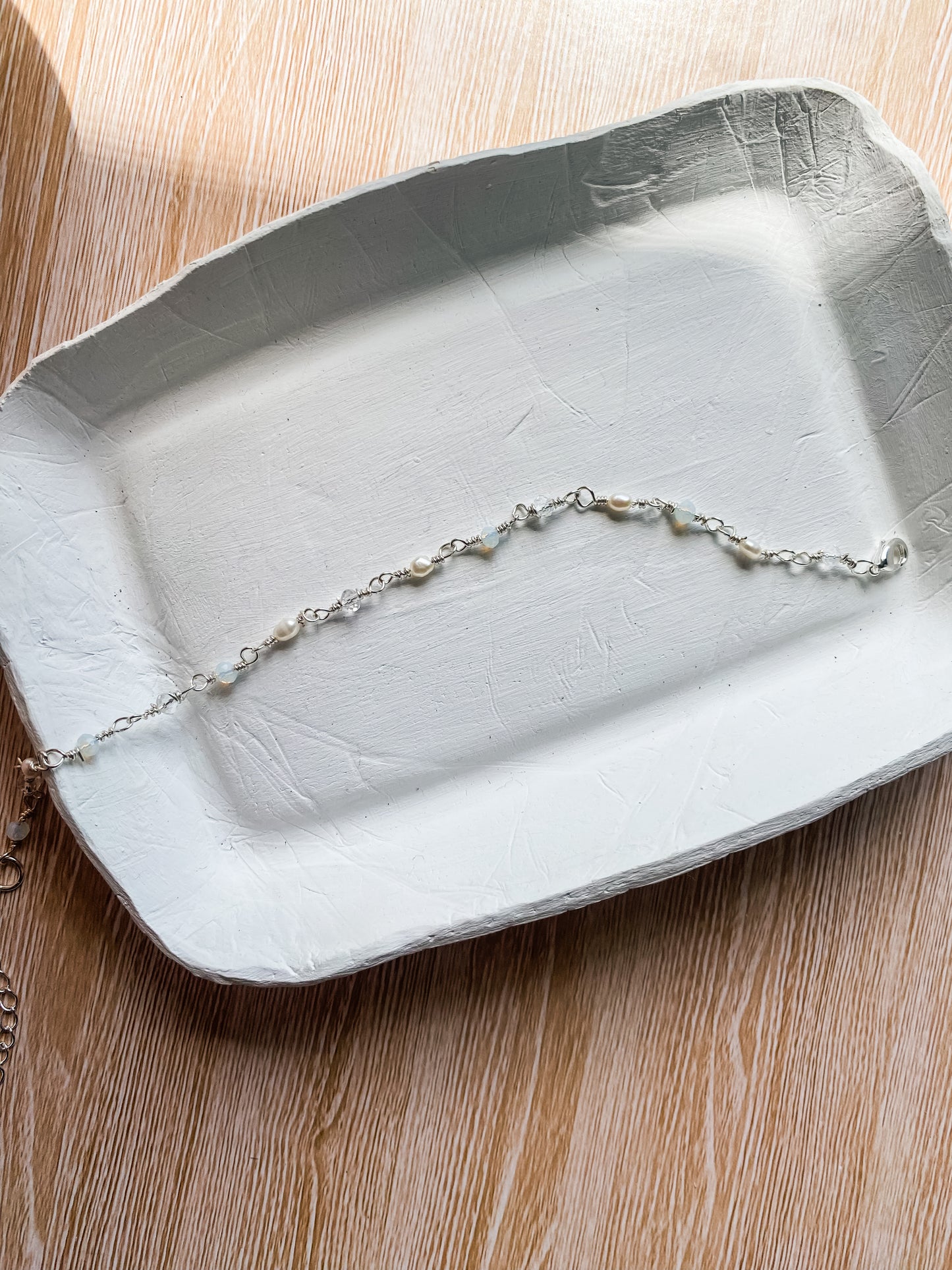 White and Clear Beaded Silver Bracelet with Freshwater Pearl